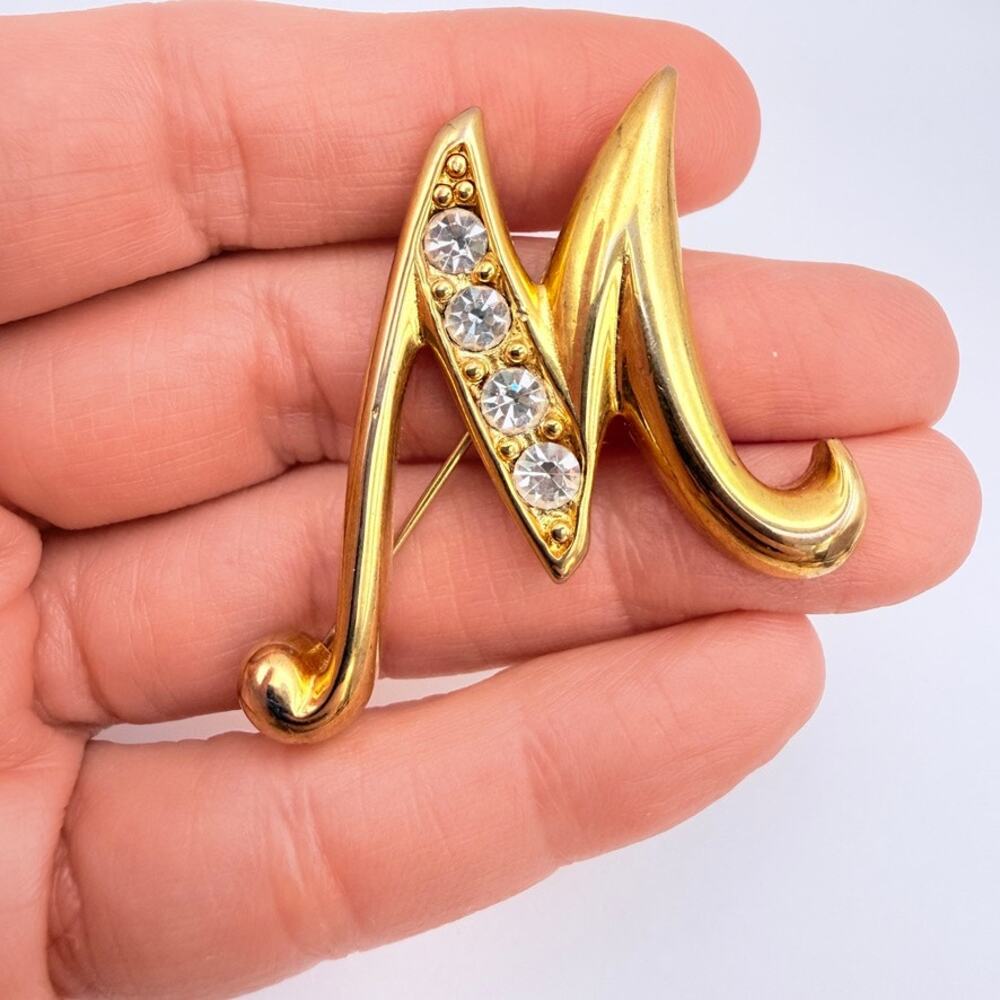 Lot of 8 Vintage Monogram Initials Goldtone Brooch Scarf Clip Brooches M N J - Picture 2 of 16